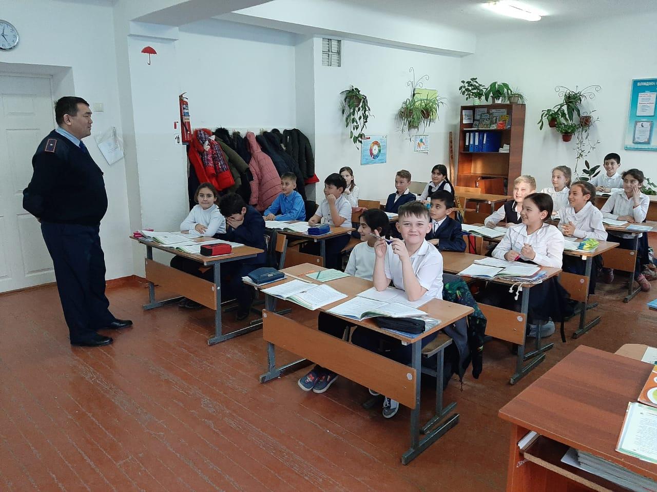 "Қауіпсіз мектеп автобусы" республикалық акциясы